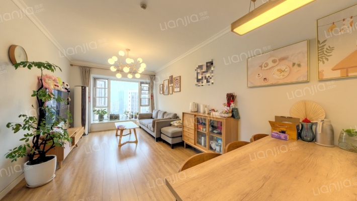 融创天府逸家三期二手房实景图