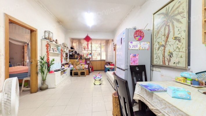 黄电新村二手房实景图