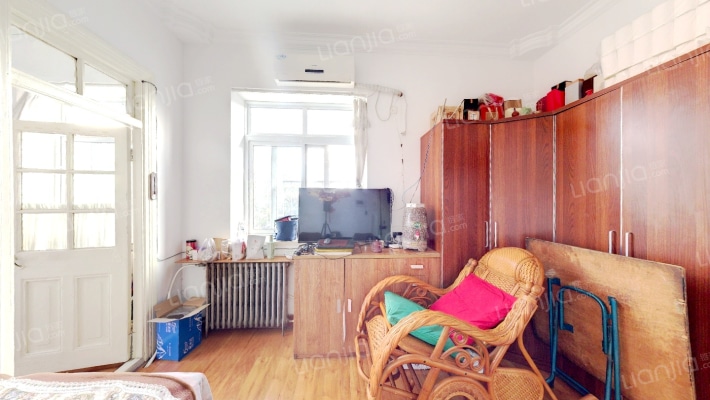 南海路(和平区)二手房实景图