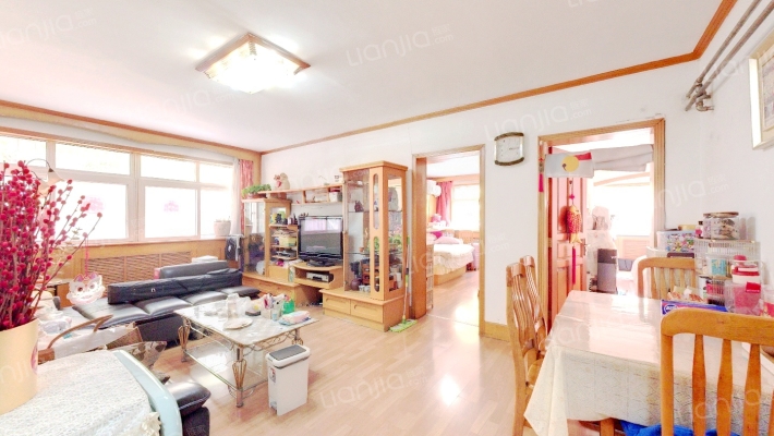 青岛山公寓二手房实景图