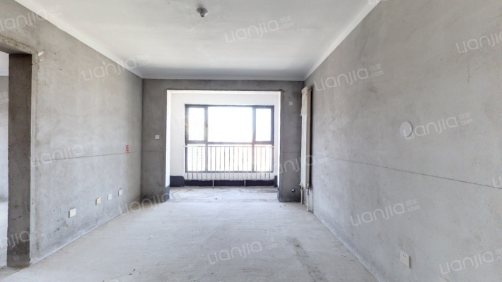 嘉业长江一号二手房实景图