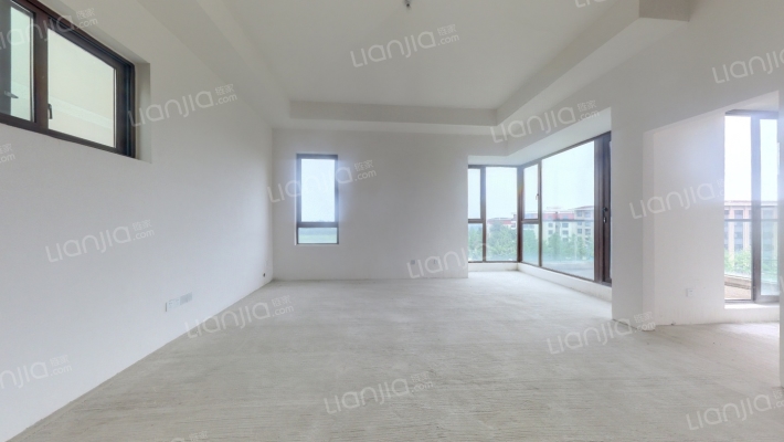 郡源山外山二手房实景图