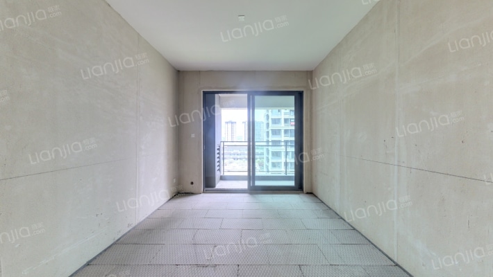 融创0238星潮苑二手房实景图