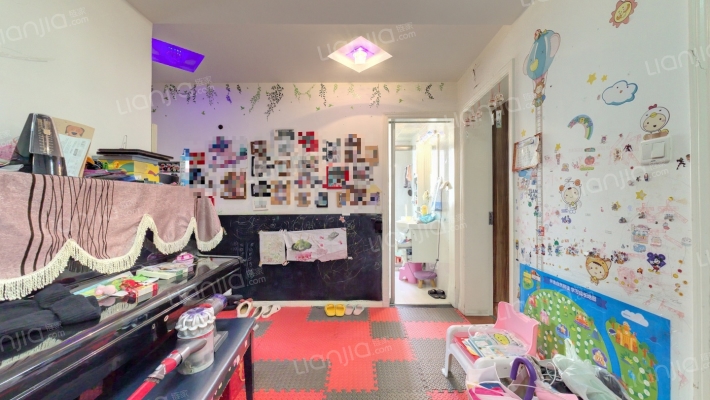 东荷小区二手房实景图