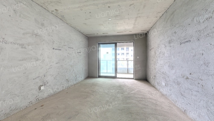 新城明昱东方一期B区二手房实景图