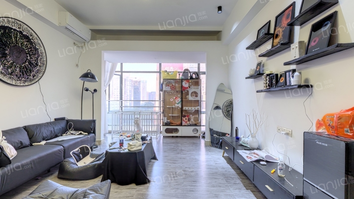 第一国际二手房实景图