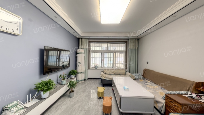 奥特名苑二手房实景图