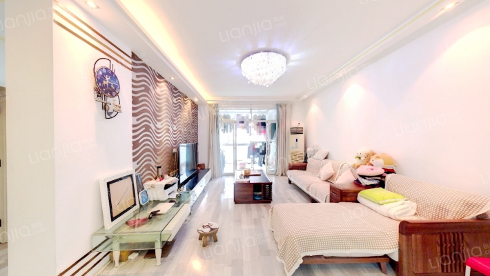 白金瀚二手房实景图