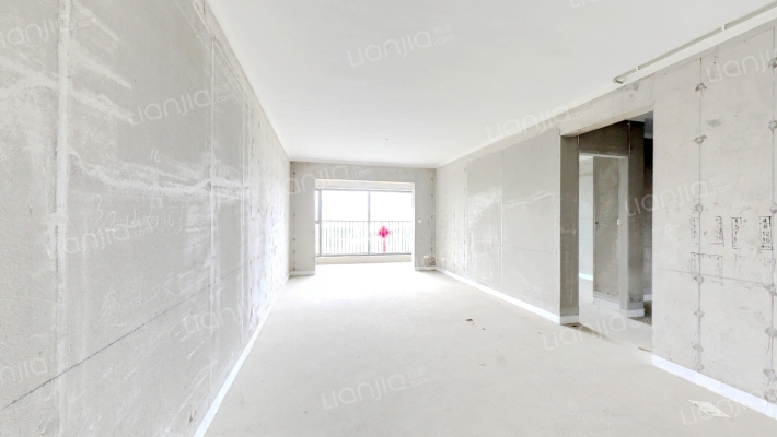 美的悦江府二手房实景图