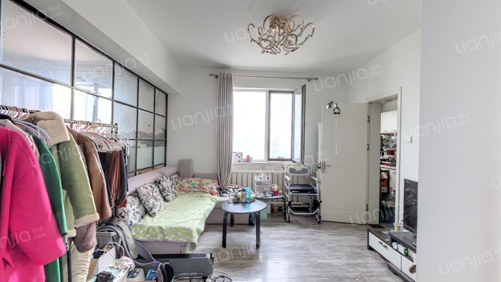 万春美钻大厦二手房实景图