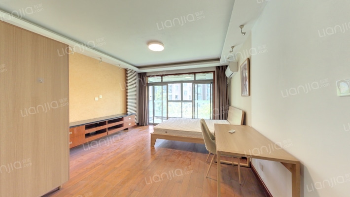 名门河滨花园二手房实景图