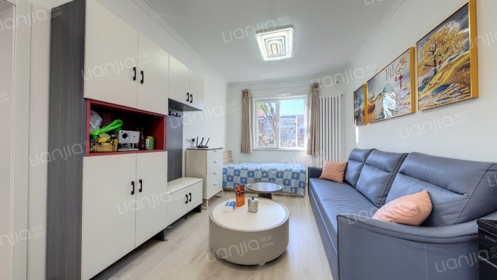 迎风四里二手房实景图