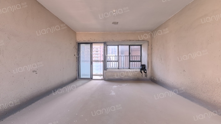 荣佳国韵二期二手房实景图