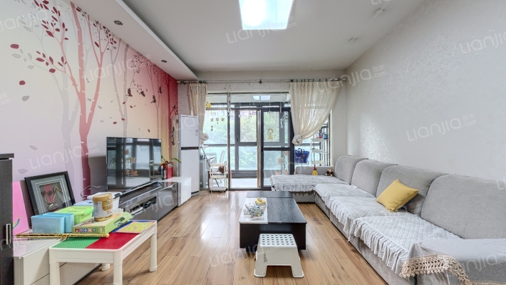 翡翠城一期二手房实景图