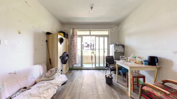 绿地长兴新苑北苑二手房实景图