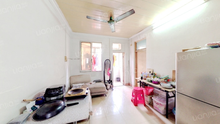 广东省构建工程建设有限公司宿舍区二手房实景图