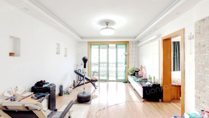 新梅广场二手房实景图