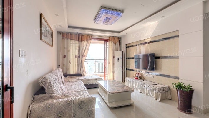 中颐海伦堡四期二手房实景图