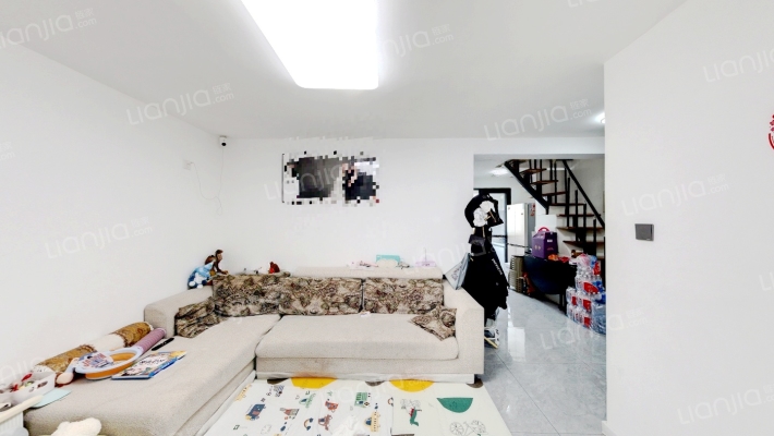 奇尔斯公馆二手房实景图