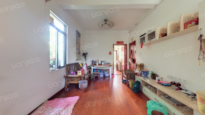 区岗19号大院二手房实景图