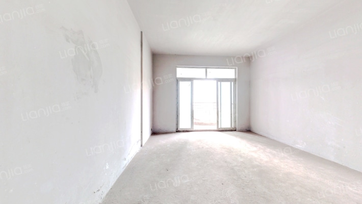 米兰天空二手房实景图