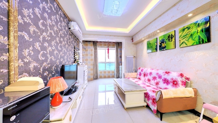 恒兴文艺广场二手房实景图