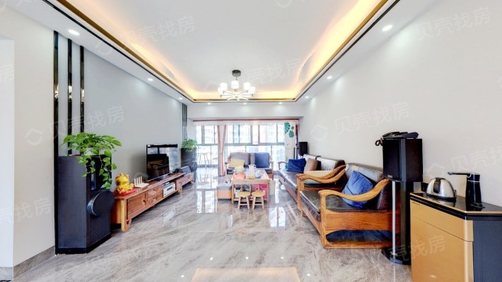 惠州大亚湾阳光时代4室2厅125.71平米二手房价格156万，单价12410元/平米