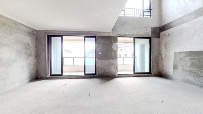 华远春风度二手房实景图