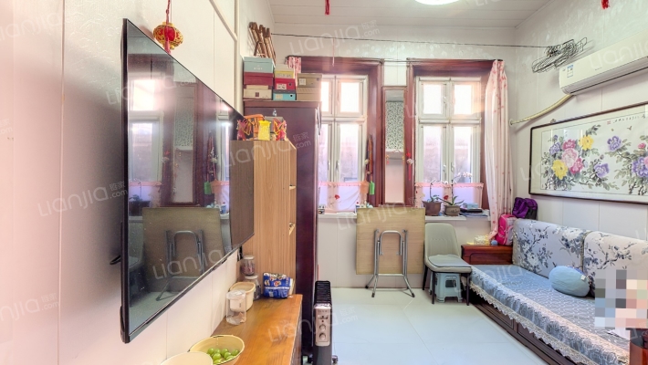 新华利里二手房实景图