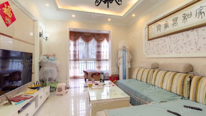 岷江河畔二手房实景图