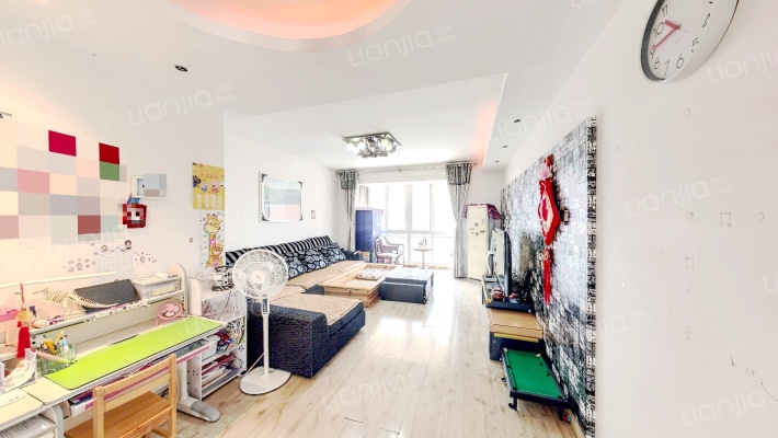 阳光嘉园2期二手房实景图