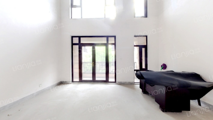 莱蒙水榭山二手房实景图