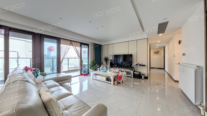 万科保利翡翠和悦二手房实景图