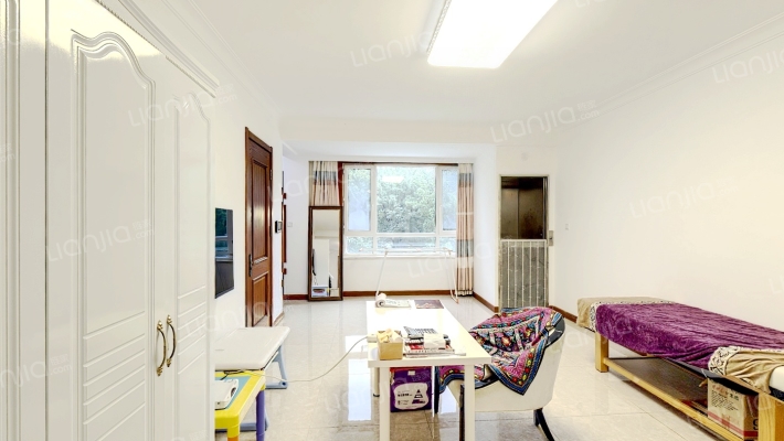 亿达春田蝶园二手房实景图