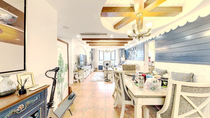 海上湾闻涧二手房实景图