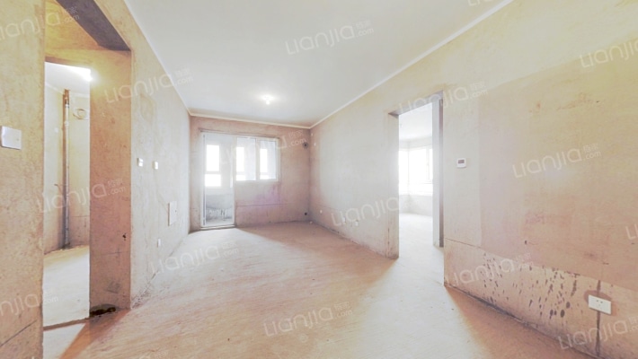 世嘉二手房实景图