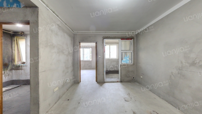 逸贤雅苑二手房实景图