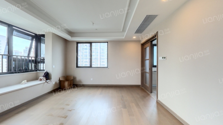 龙湖春江郦城紫宸苑二手房实景图