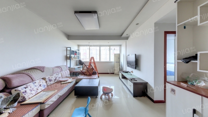 荣鼎新苑二手房实景图