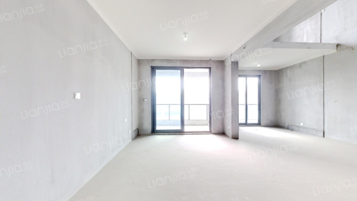 中交理想时代芳华二手房实景图