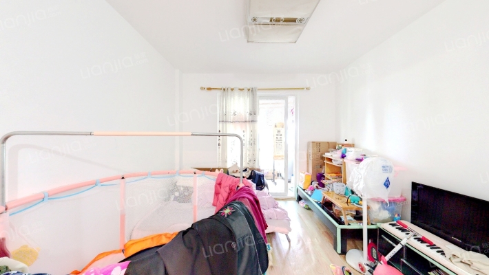 浦新小区二手房实景图