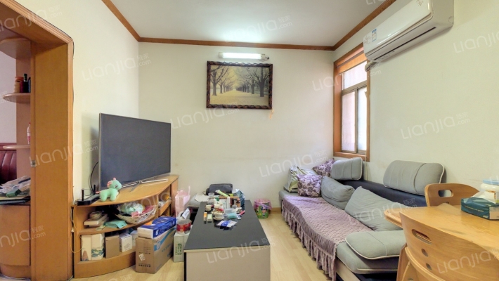 新华六村二手房实景图