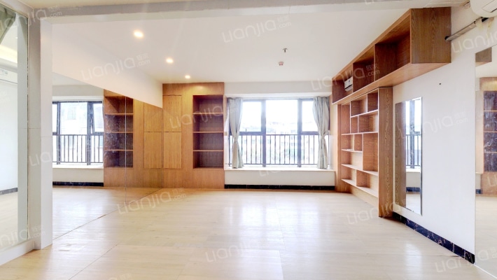 绿地时代云都汇二手房实景图