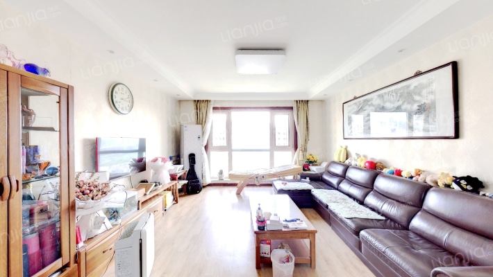 富力津门湖鸣泉花园二手房实景图