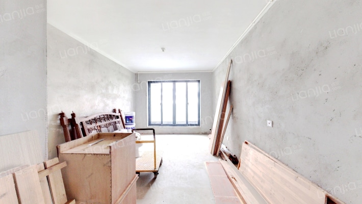 龙兴花苑二手房实景图