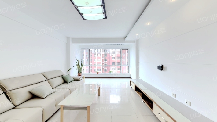 汇宝国际花园B区二手房实景图