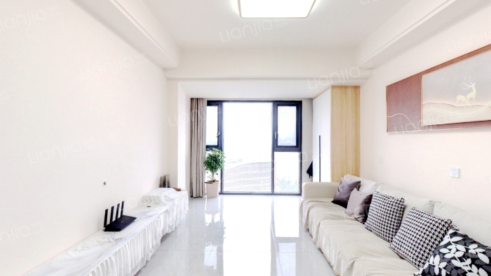 融创云湖十里G区二手房实景图