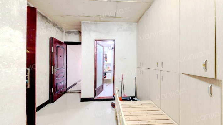 安泰公寓二手房实景图