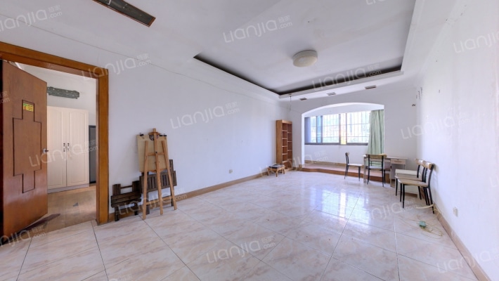 棕南西街5号二手房实景图