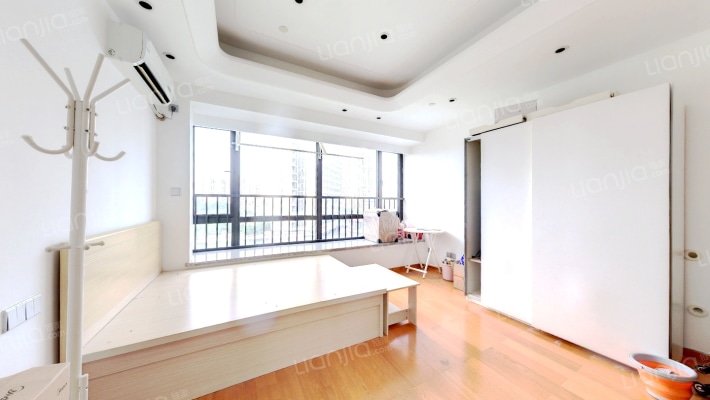 绿地滨江汇二手房实景图